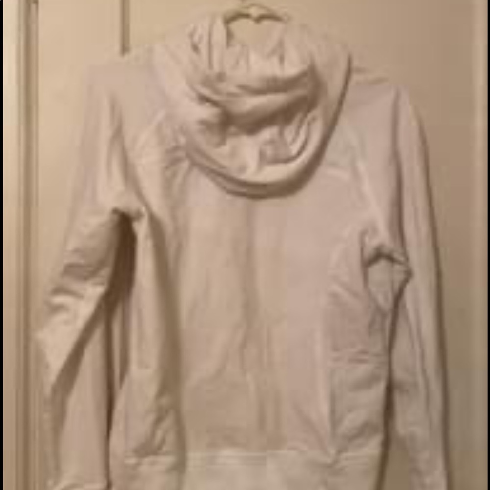 Lululemon pullover - Picture 3 of 4